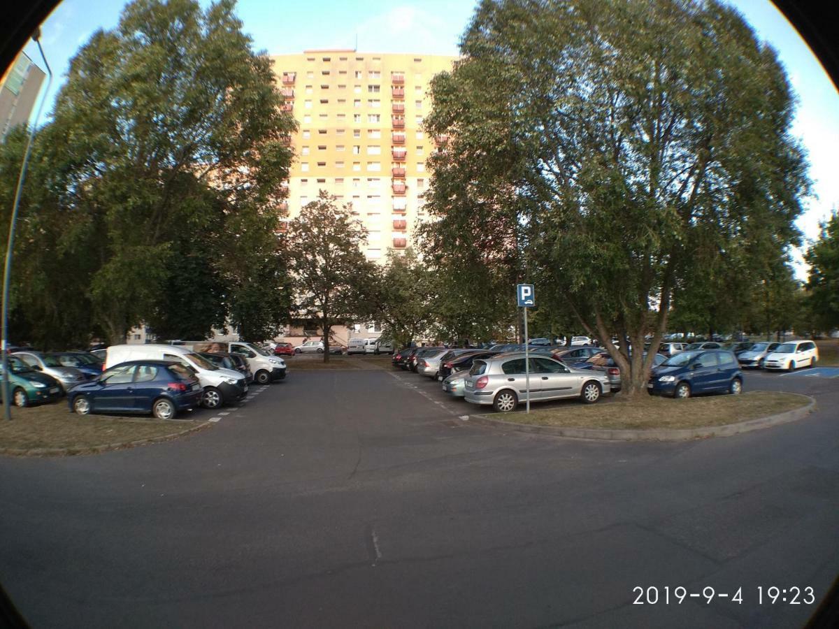 2020 Zwyciestwa 18 - Mieszkanie / Kawalerka / Studio Познань Екстер'єр фото